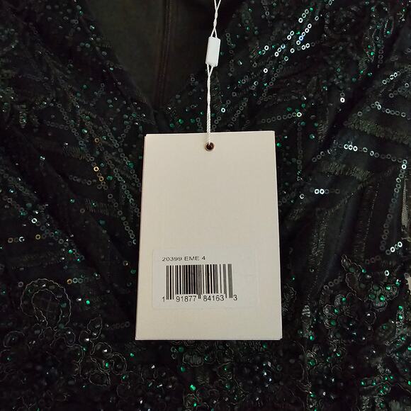 Mac Duggal 20399 Long Sleeve Sequin V Neck Midi Gown Dress Emerald Green Size 4 - Picture 9 of 9